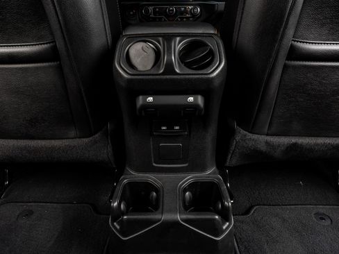 Used 2022 Jeep Gladiator Overland image 34