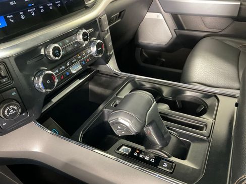 Used 2024 Ford F150 Lariat w/ Tow/Haul Package image 18