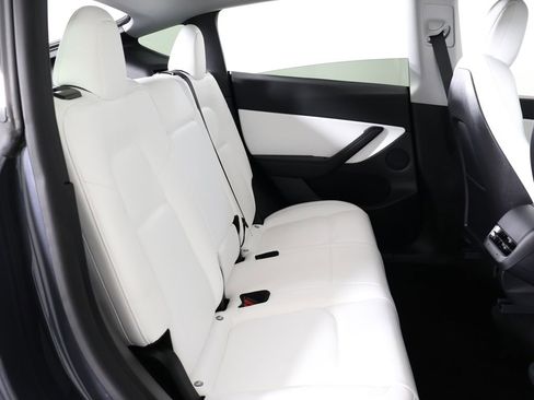 Used 2021 Tesla Model Y Performance AWD/4WD image 37