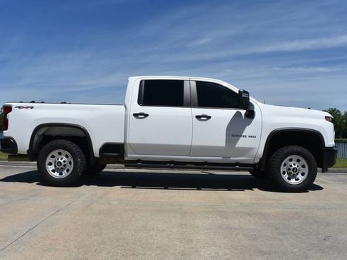 Used 2022 Chevrolet Silverado 2500 W/T w/ WT Convenience Package AWD/4WD image 3