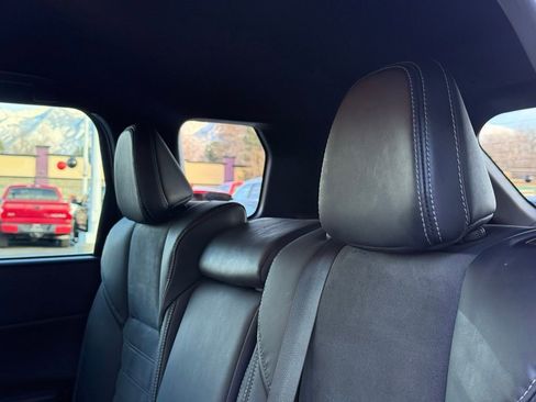 Used 2023 Mitsubishi Outlander SE Black Edition image 25