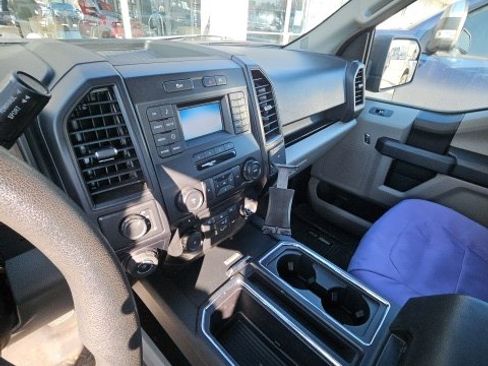 Used 2017 Ford F150 XL w/ Equipment Group 101A Mid image 10