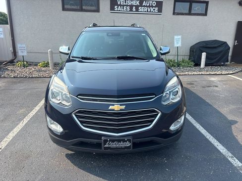 Used 2017 Chevrolet Equinox Premier w/ Enhanced Convenience Package AWD/4WD image 8