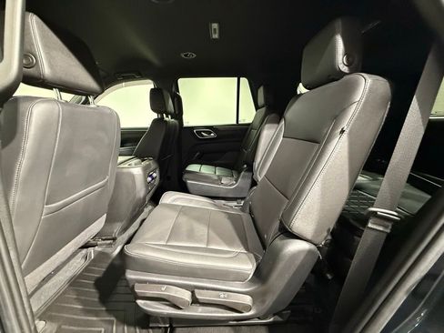 Used 2022 Chevrolet Tahoe Z71 w/ Z71 Off-Road Package image 18