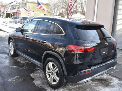 Used 2022 Mercedes-Benz GLA 250 4MATIC image 8