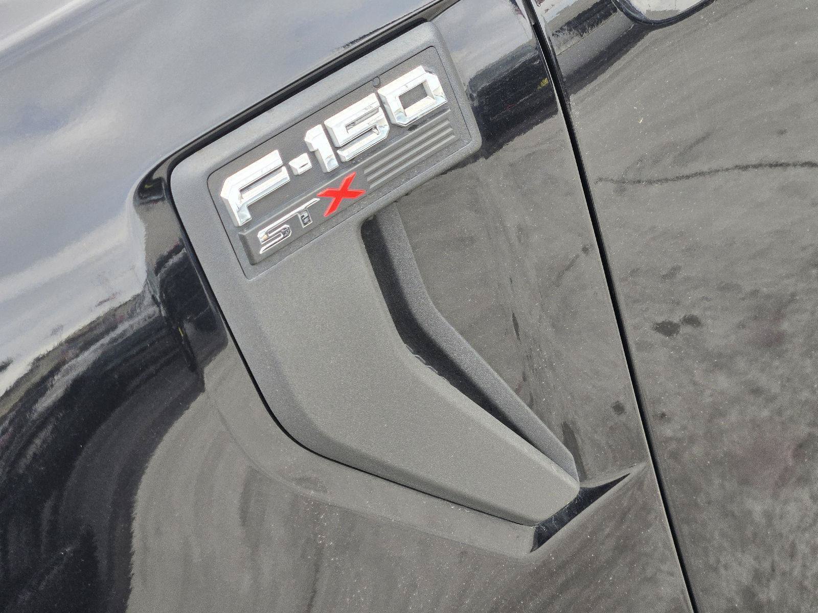 Used 2022 Ford F150 XL w/ STX Appearance Package RWD image 12