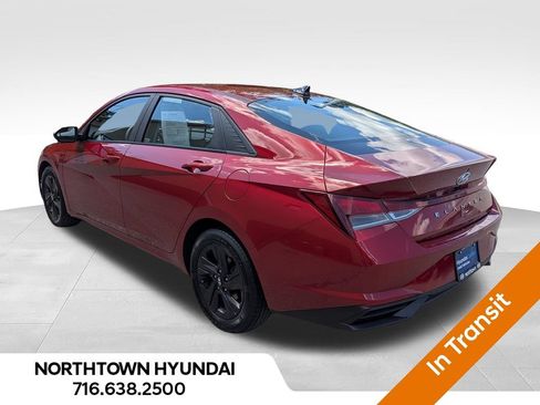 Used 2023 Hyundai Elantra SEL FWD image 4