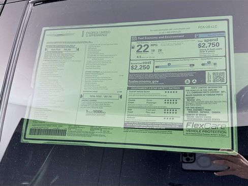 New 2026 Chrysler Pacifica Limited w/ S Appearance Package FWD image 12