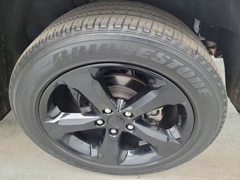 Used 2023 Jeep Grand Cherokee Altitude AWD/4WD image 31