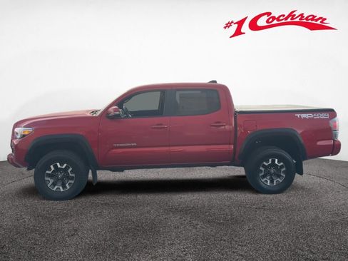 Used 2021 Toyota Tacoma TRD Off-Road w/ Technology Package AWD/4WD image 22