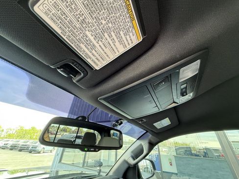 Used 2017 Toyota Tacoma TRD Sport w/ Tow Package image 25