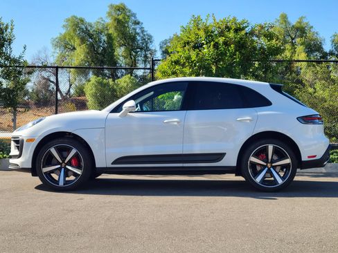 Certified 2026 Porsche Macan S AWD/4WD image 2