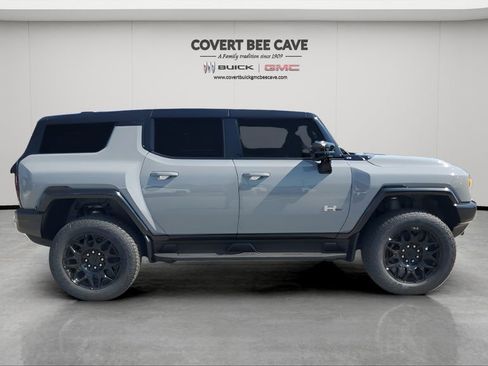 New 2026 GMC Hummer EV SUV image 11