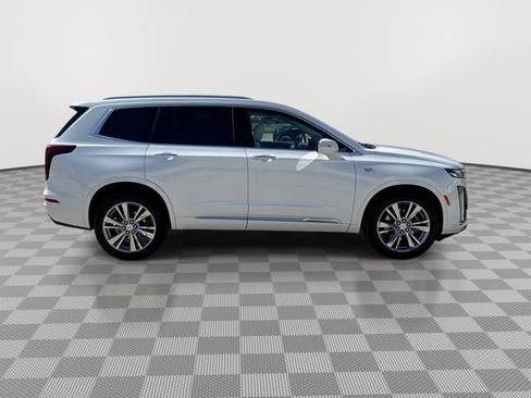 Certified 2024 Cadillac XT6 Premium Luxury AWD/4WD image 11
