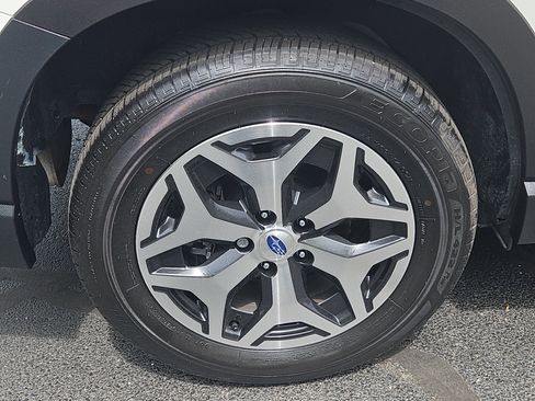 Used 2022 Subaru Forester Premium AWD/4WD image 28