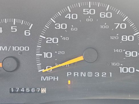 Used 1998 Chevrolet Silverado 1500 4x4 Extended Cab w/ Preferred Equipment Group 2 image 27