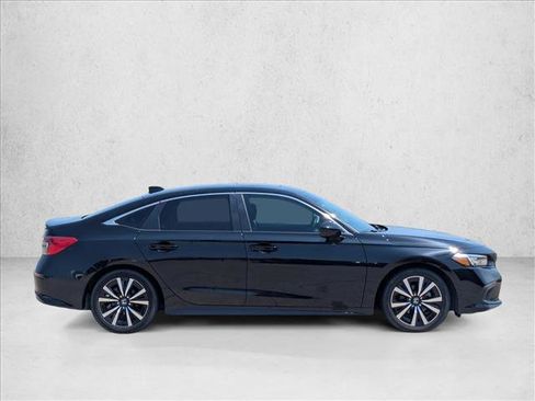 Used 2024 Honda Civic EX image 4