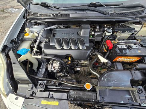 Used 2012 Nissan Sentra 2.0 SR w/ Special Edition Pkg image 30