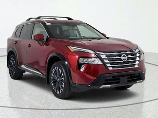 Used 2025 Nissan Rogue Platinum FWD video 1