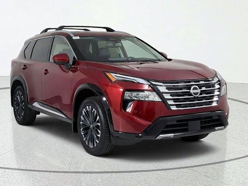 Used 2025 Nissan Rogue Platinum FWD image 1