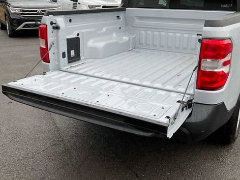 Used 2026 Ford Maverick XL image 18