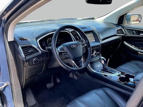 Used 2018 Ford Edge Titanium AWD/4WD image 17