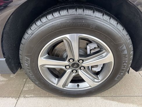 Certified 2024 Ford Edge SEL w/ Convenience Package AWD/4WD image 21