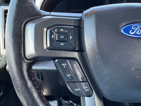 Used 2019 Ford F150 Lariat w/ Equipment Group 502A Luxury AWD/4WD image 18
