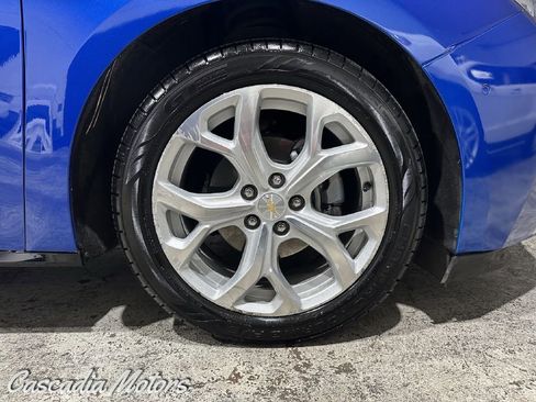 Used 2017 Chevrolet Volt Premier image 32