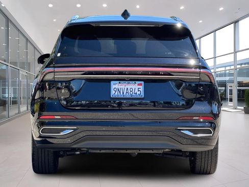 Used 2024 Lincoln Nautilus Black Label AWD/4WD image 5