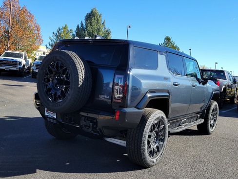New 2026 GMC Hummer EV SUV w/ LPO, Dark Essentials Package AWD/4WD image 3