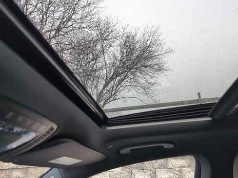 Used 2022 Mercedes-Benz GLE 350 4MATIC image 20