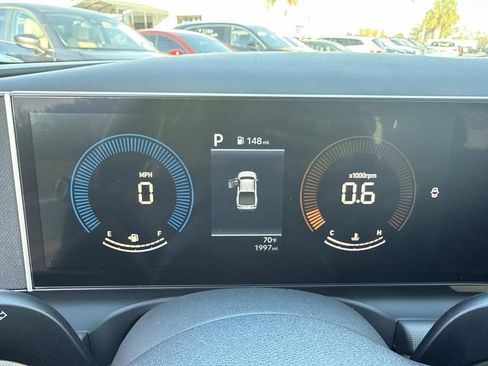 Used 2025 Hyundai Santa Cruz SEL image 30