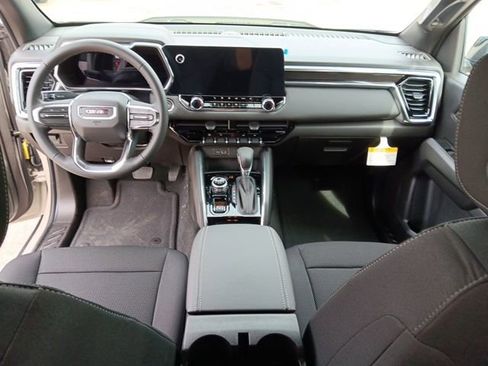 New 2026 GMC Canyon Elevation w/ Convenience Package AWD/4WD image 8