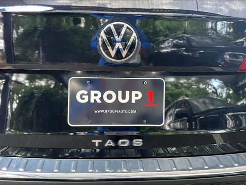 Used 2022 Volkswagen Taos SE FWD image 33