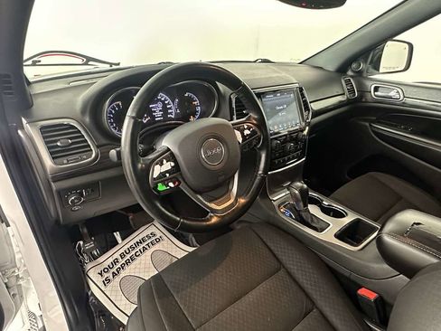 Used 2021 Jeep Grand Cherokee Freedom Edition image 18