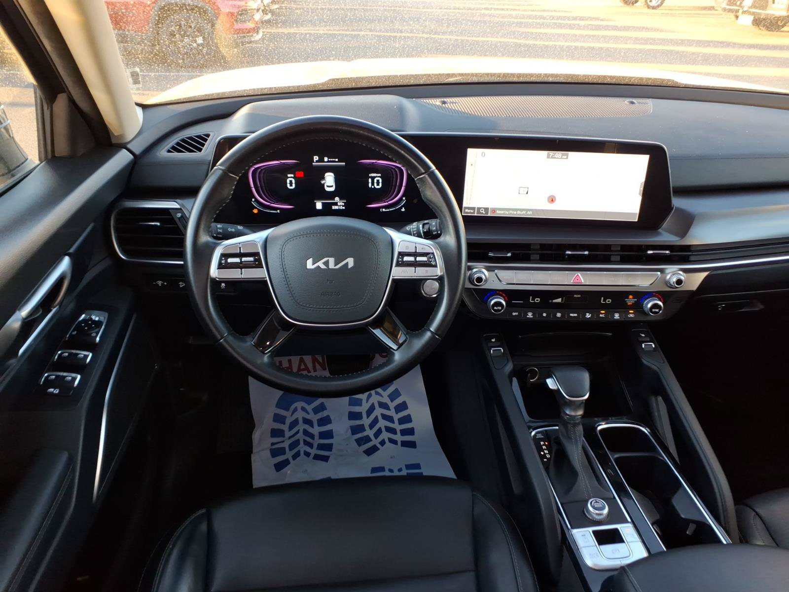 Used 2025 Kia Telluride S FWD image 10