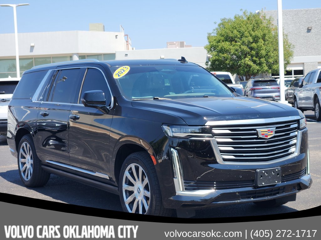 Used 2023 Cadillac Escalade ESV Premium Luxury Platinum AWD/4WD image 2