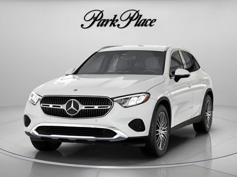 Used 2026 Mercedes-Benz GLC 300 image 38