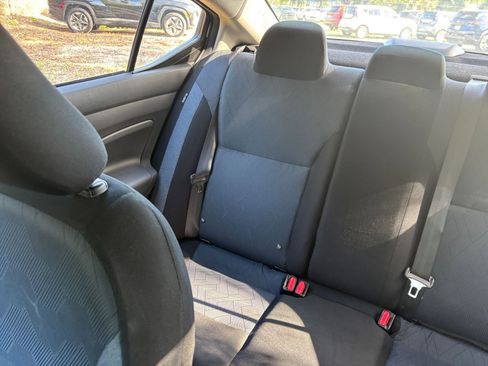 Used 2025 Nissan Versa SV image 39