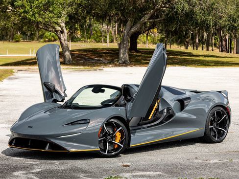 Used 2021 McLaren Elva RWD image 21
