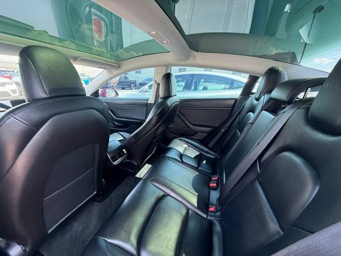Used 2020 Tesla Model 3 Long Range AWD/4WD image 23