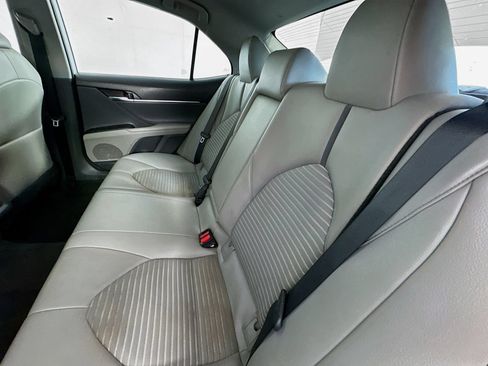 Used 2021 Toyota Camry SE FWD image 22