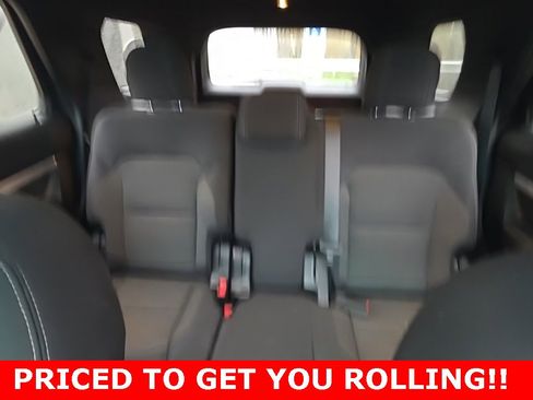 Used 2017 Ford Explorer XLT w/ Equipment Group 201A image 18