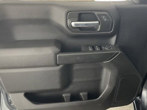 Used 2021 Chevrolet Silverado 1500 Custom w/ Safety Confidence Package image 34