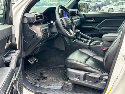 Used 2024 Toyota Tacoma TRD Sport image 10