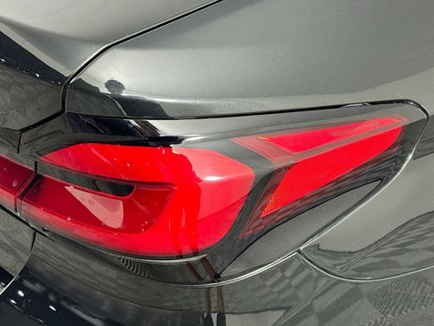 Used 2023 BMW 530i w/ Convenience Package image 33