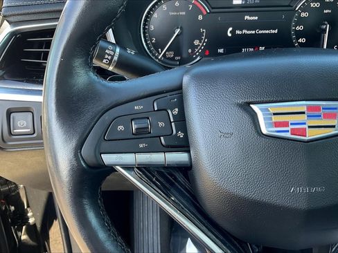 Used 2024 Cadillac XT6 Premium Luxury image 15