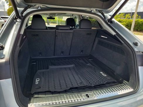 Certified 2023 Audi Q8 Prestige AWD/4WD image 8
