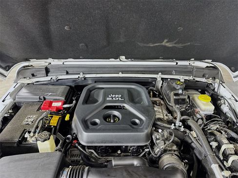 Used 2021 Jeep Wrangler Unlimited Sport image 29